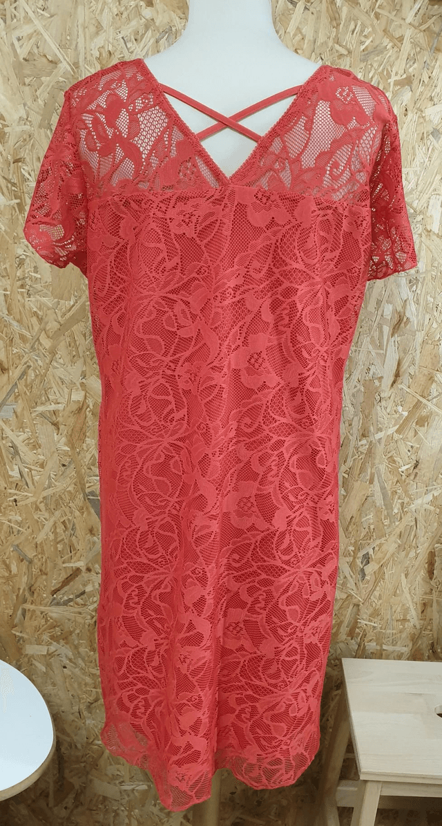Robe en dentelle Taille 44